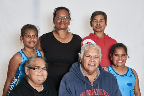 Potrait of Alma, Raymond, Raykeishah, Mackenzie, Kyziah, Charmaine